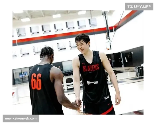 杨瀚森分享赴美趣事初来乍到因不会点外卖闹笑话结果饿瘦不少 杨瀚森分享赴美趣事初来乍到因不会点外卖闹笑话结果饿瘦不少